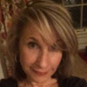 Meet your Posher, Carolyn